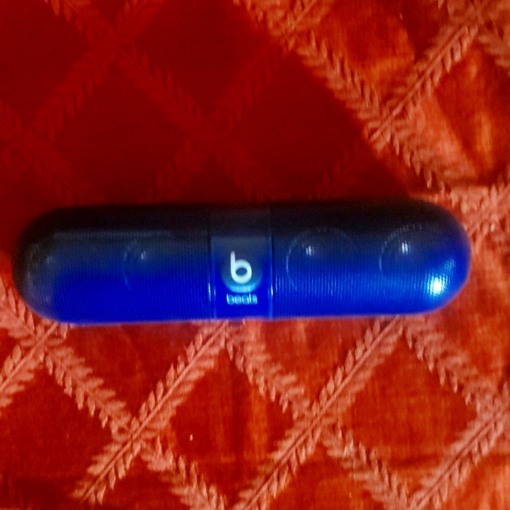 Beats Pill Speaker